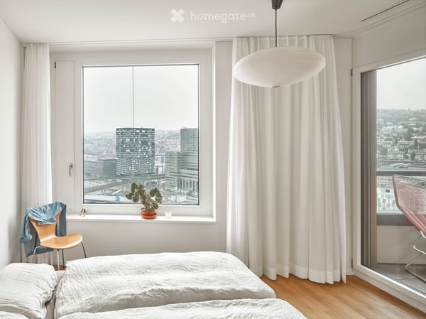 2.5-Zimmer Wohnung mit fantastischer Aussicht aus dem 19. Stock - inkl. PP und NK 4