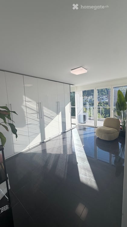 Helle 4.5-Zimmer-Terrassenwohnung mit Panoramablick bei Baden AG 8