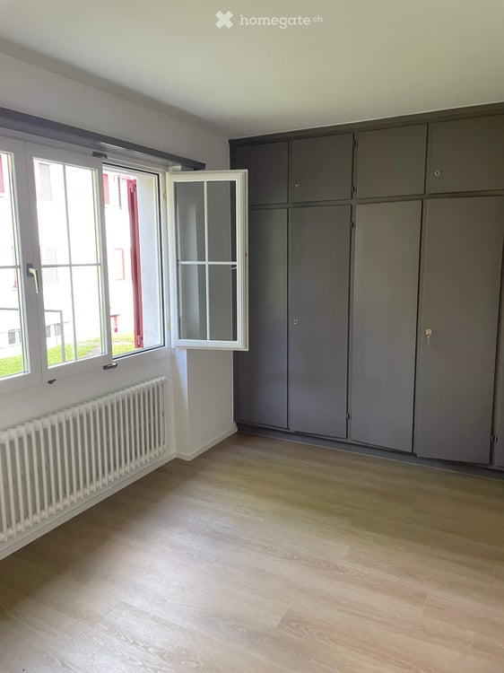 Helle, neu renovierte 4.5-EG-Zimmer-Wohnung an ruhiger Lage in Meilen mit grosser Terrasse 4