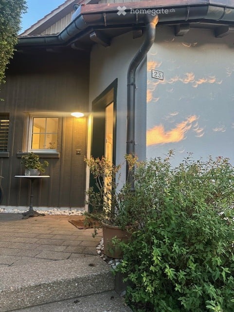 Charmante 3.5-Zimmer-Maisonettewohnung in Volketswil Befristet 01.10.2026 bis 30.09.2027 1