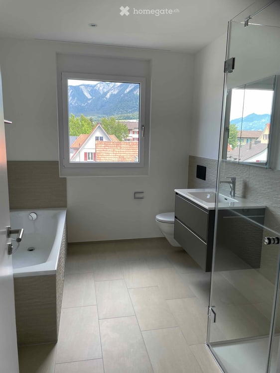 Moderne 3.5-Zimmer-Dachwohnung mit Bergblick in Chur 5