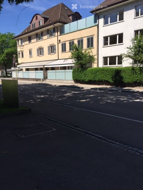 Nähe Bahnhof und Altstadt moderne 3.5- Zimmer Wohnung zu vermieten 1