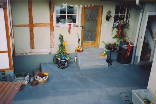 Renovierte, grosse und sehr helle 2.5-Zimmerwohnung 11