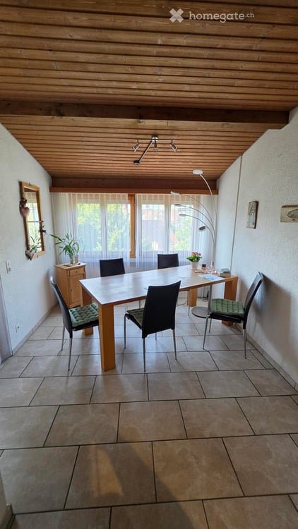 Charmante 2.5-Zimmer-Maisonette-Wohnung - Befristet bis Januar 2030 2
