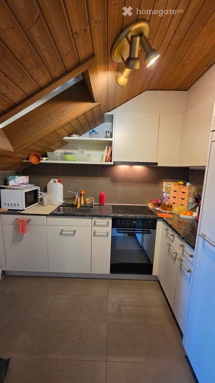 Charmante 2.5-Zimmer-Maisonette-Wohnung - Befristet bis Januar 2030 4