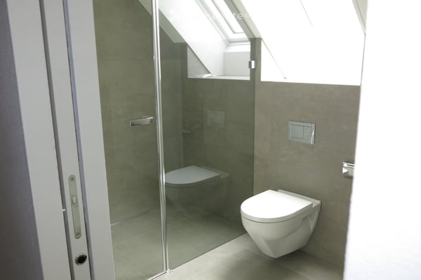 Moderne 4.5-Zimmer-Duplex-Wohnung/DEFH in Nänikon - Uster 12