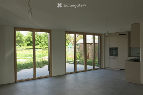 Moderne 4.5-Zimmer-Duplex-Wohnung/DEFH in Nänikon - Uster 21