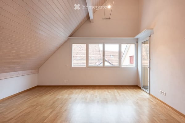 Grosszügige und moderne 4.5-Zimmer-Dachwohnung im Grünen 6