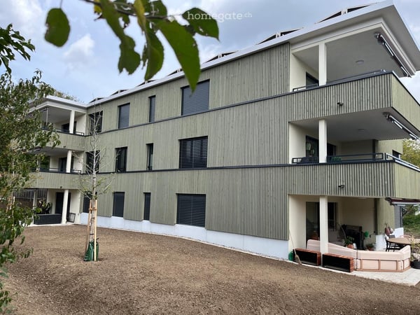 Moderne 4.5-Zimmer-Wohnung an ruhiger Lage in Illnau 2