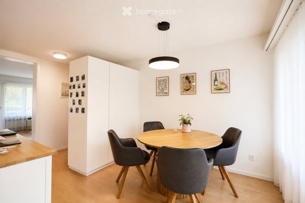 Gepflegte 4.5-Zimmer-Wohnung in Zürich Albisrieden 10