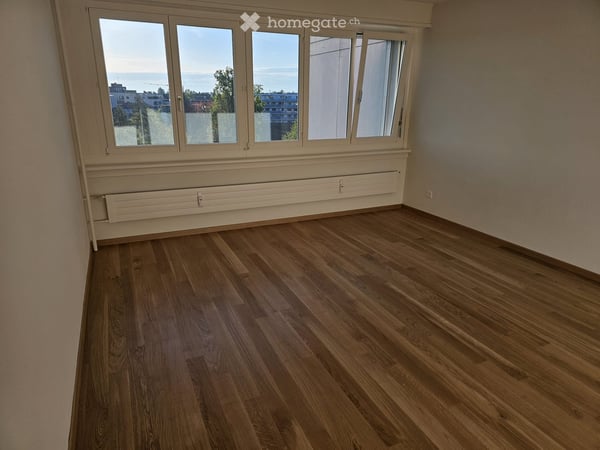 3.5 Zimmer Wohnung im 4. Obergeschoss mit schöner Aussicht Richtung Bodensee ostseitig (Morgensonne) 6