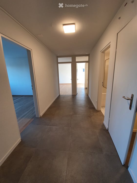 3.5 Zimmer Wohnung im 4. Obergeschoss mit schöner Aussicht Richtung Bodensee ostseitig (Morgensonne) 4
