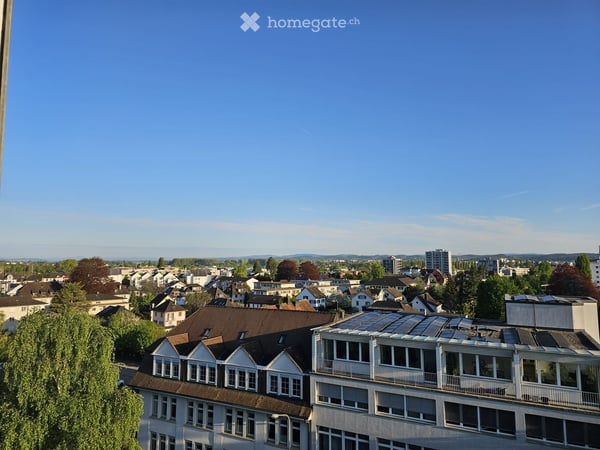 3.5 Zimmer Wohnung im 4. Obergeschoss mit schöner Aussicht Richtung Bodensee ostseitig (Morgensonne) 8
