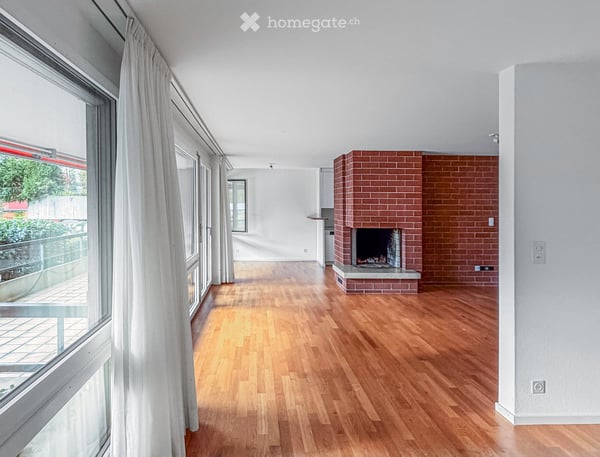 Helle 5.5-Zimmer-Wohnung in ruhiger Lage in Zumikon 1