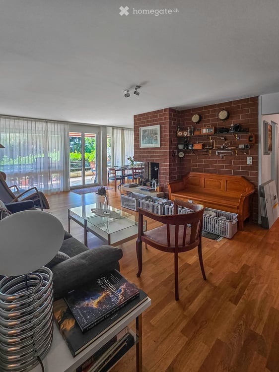 Helle 4.5-Zimmer-Wohnung in ruhiger Lage in Zumikon 2