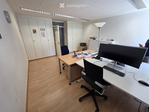 Büro- oder Praxisfläche an perfekter Lage in Zürich Kreis 3 zu vermieten 9