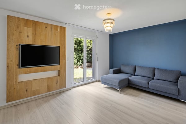 Large ( 281 m2), 7.5-Room Single Family Home perfectly located between Zürich and Zug 14