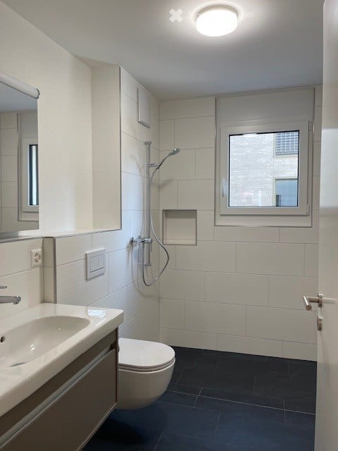 Moderne 3.5-Zimmer-Neubauwohnung mit Balkon in Zürich-Altstetten 8