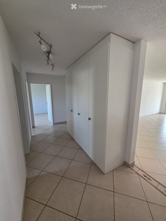 Gemütliche 4.5-Zimmer-Wohnung in Grafstal zu vermieten 10