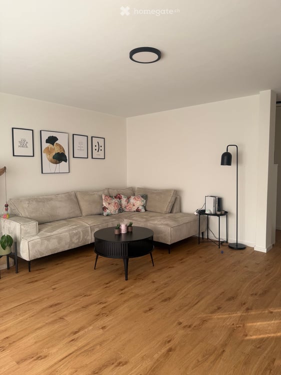Helle 2.5 Zimmer-Wohnung mit eigenem Gartensitzplatz