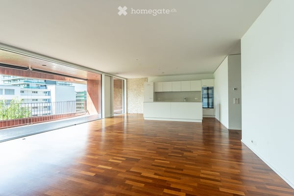 Moderne grosszügige 4.5-Zimmer-Wohnung an optimaler Lage / Nähe Bahnhof Zug 3