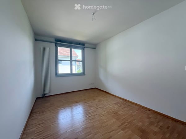 Helles und geräumiges 5.5-Zimmer-Reiheneinfamilienhaus in Dänikon 8