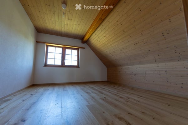 Charmante 3.5-Zimmer-Dachwohnung  – Humlikon, Im Riet 16 11