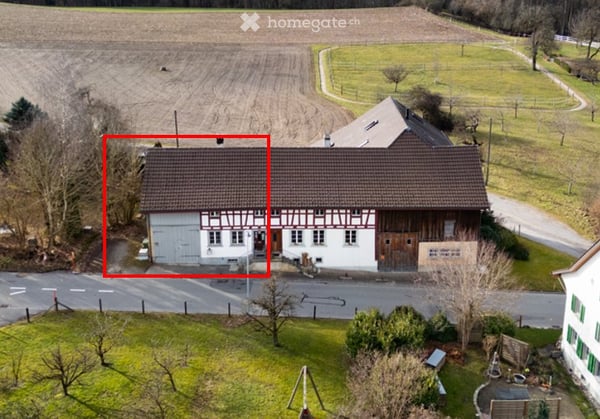Charmantes Liebhaberobjekt mit Scheune im historischen Kyburg 1