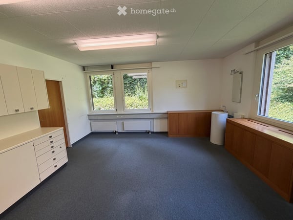 Büro in Küsnacht ZH direkt neben Bahnhof 2