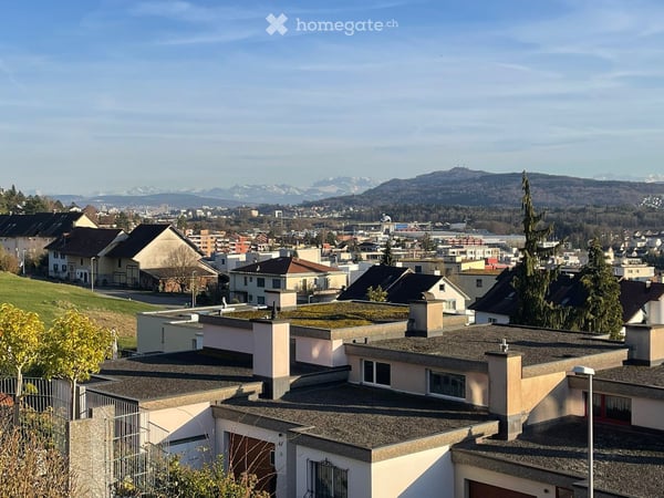 Charmante 3.5-Zimmer-Wohnung mit herrlicher Aussicht über das Limmattal 2