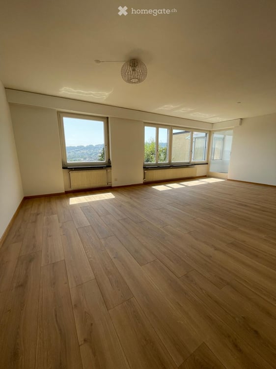 Charmante 3.5-Zimmer-Wohnung mit herrlicher Aussicht über das Limmattal 3