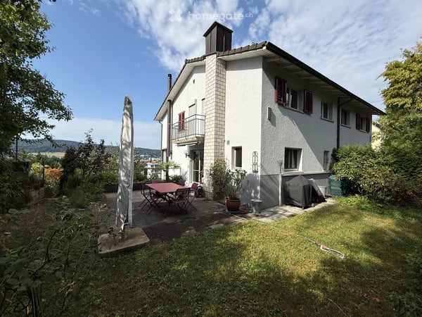Charmantes 6.5-Zimmer-Doppeleinfamilienhaus in Oberengstringen 2