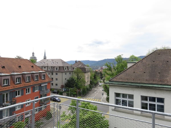 3.5-Zimmer Attikawohnung an zentraler Lage 2