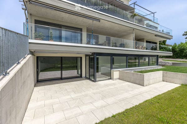 Exklusive Gartenwohnung mit grossem Wintergarten 2