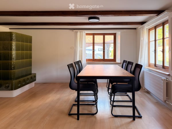 Charmantes 6.5-Zimmer-Doppeleinfamilienhaus mit grossem Garten in Mönchaltorf 7