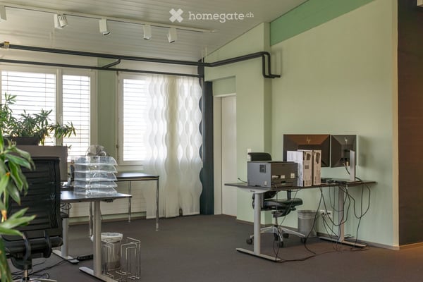 Attraktive Gewerbefläche im 2. OG in Uster – 230 m² 3