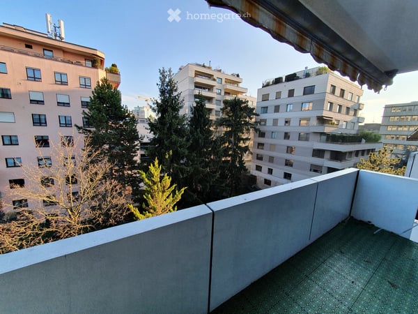 Zentrumsnahe grosse 3-Zi.-Whg., 5.OG, Nähe Aeschenplatz u. St.Alban-Vorstadt 1