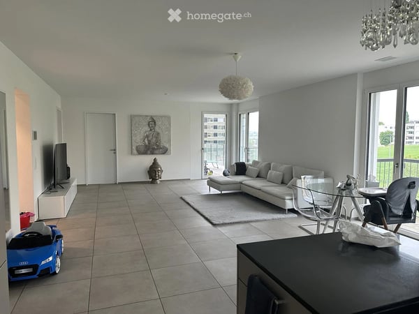 Moderne und zentrale Wohnung mit top Ausstattung