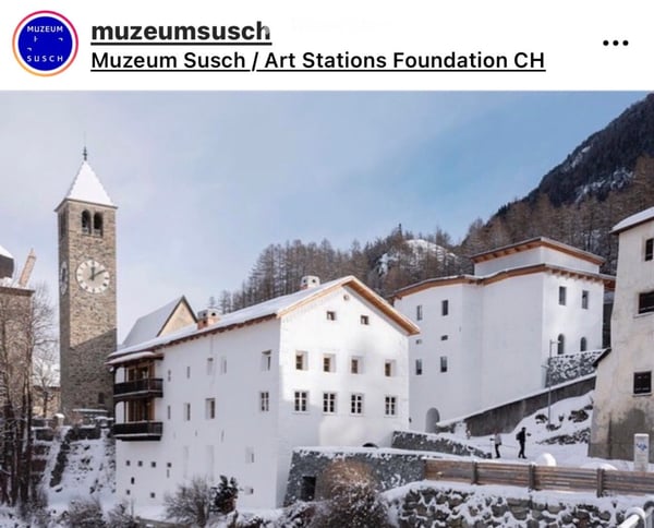 Aussergewöhnliches und vielseitiges Mehrfamilienhaus mit Pferdestallung 10