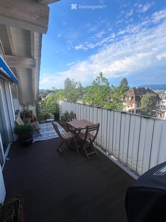 Helle Dachwohnung 7