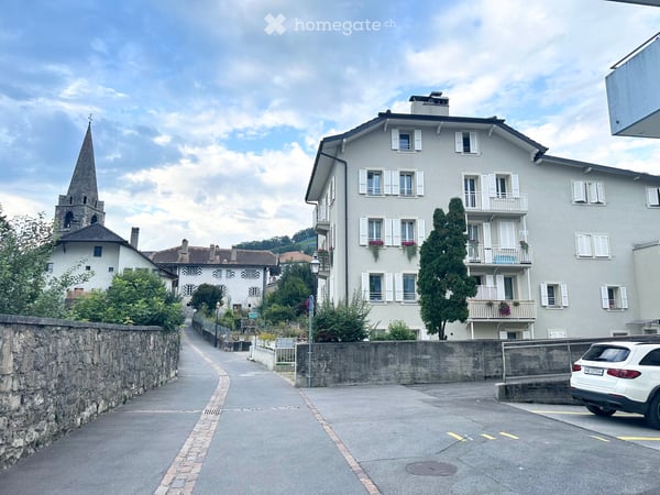 Charmant appartement de 2.5 pièces avec terrasse à Bex