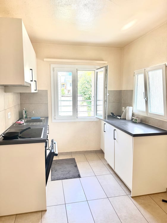 Charmant appartement de 2.5 pièces avec terrasse à Bex 13