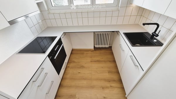 Total renovierte, trendige Wohnung im Herzen von Zürich-Altstetten! 10