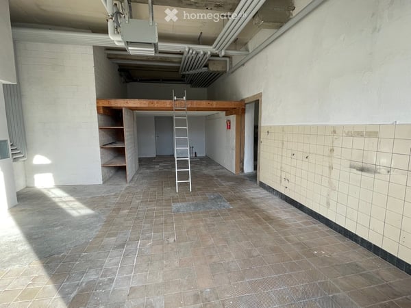 Charmantes Ladenlokal / Gewerberaum in historischem Gebäude – Rifferswil 2