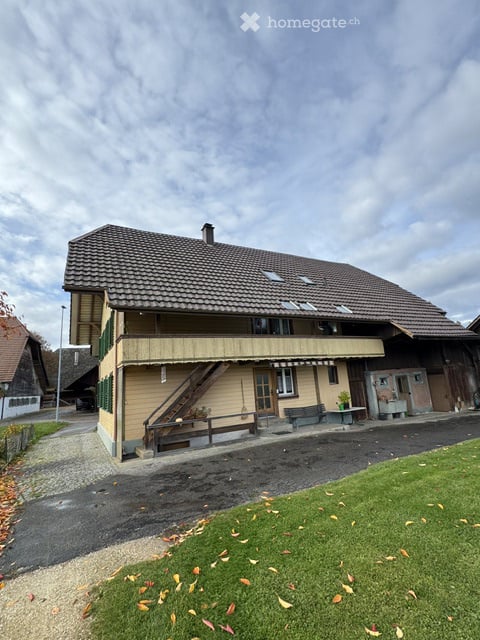 Charmantes 9-Zimmer-Bauernhaus in Madiswil – Juwel mit viel Potenzial 3