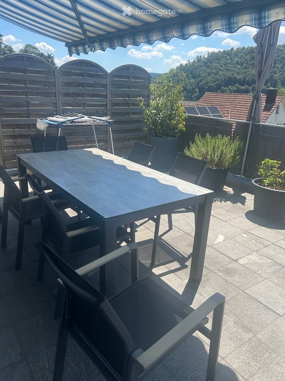 Charmante 5.5-Zimmer-Dachwohnung in Nussbaumen AG 2