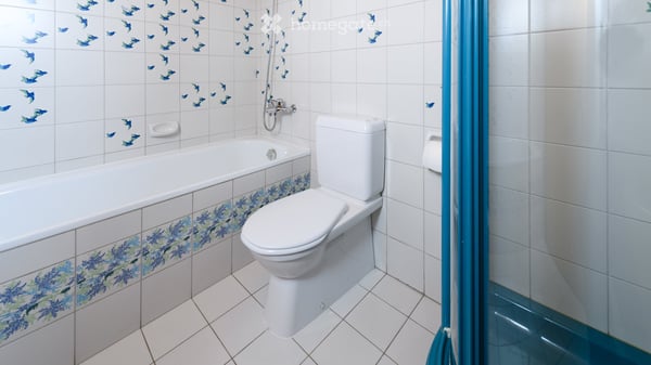 Grosszügige 3.5-Zimmer-Wohnung mit Garten und Seesicht in Wädenswil 10