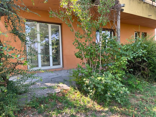 Charmant appartement de 2 pièces rénové avec terrasse à Ecublens 2