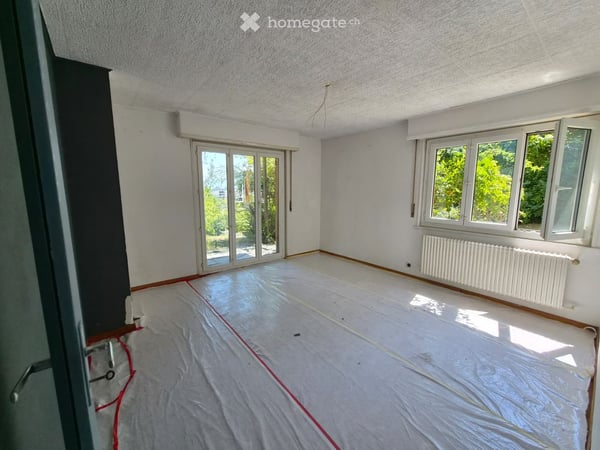 Charmant appartement de 2 pièces rénové avec terrasse à Ecublens 3