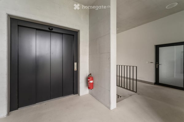 Alles unter einem Dach: Büro, Werkstatt und Parkierung flexibel kombinierbar 8